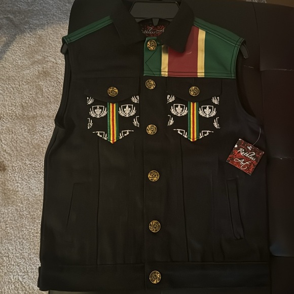 NWT Boys Denim Vest - Picture 5 of 6